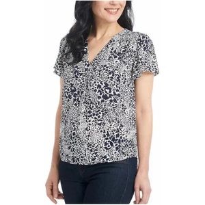 NWT Hilary Radley Blue and White Animal Print Blouse, Size Medium. Price $20
